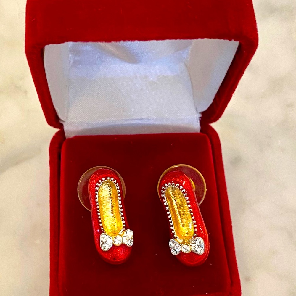Earrings.